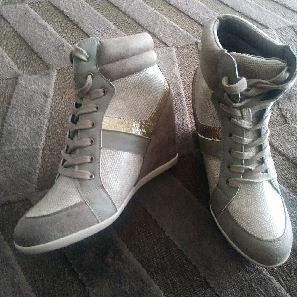 Faux Snake Print Athletic Boots